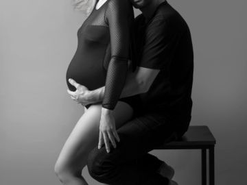 Bonsoir les amis, 

Voici encore la petite famille du bonheur dans un style intemporelle toute en émotion, vous êtes tellement magnifique, j'adore cette...