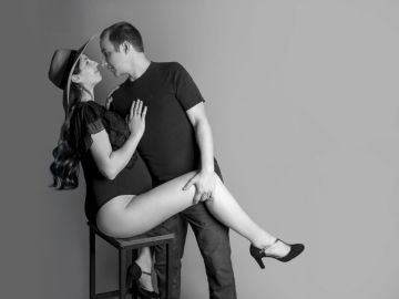 Bonjour, à tous, je ne vous oublie pas les amis, juste beaucoup de retard dans mes publications, j'espère que vous allez tous très bien ?🤍🖤

 Je vous partage...