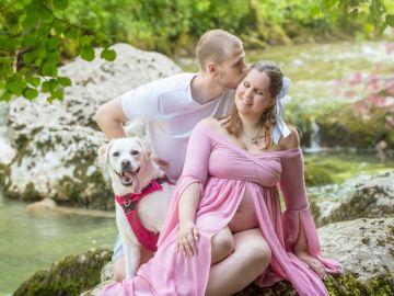 Bonjour les amis, j'espère que tout le monde va bien, je vous partage ce magnifique couple très amoureux qui est venu avec leur poilue qui fait entièrement...