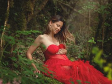 Coucou les amis, encore cette superbe famille que j'adore ❤️! Leur séance photo en nature pour cette deuxième grossesse était vraiment un chouette moment...
