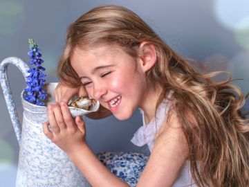 Rencontre magique entre une petite fée et… sa nouvelle meilleure amie 🐸✨

On ne sait pas trop comment elle fait, mais visiblement elle parle couramment le...